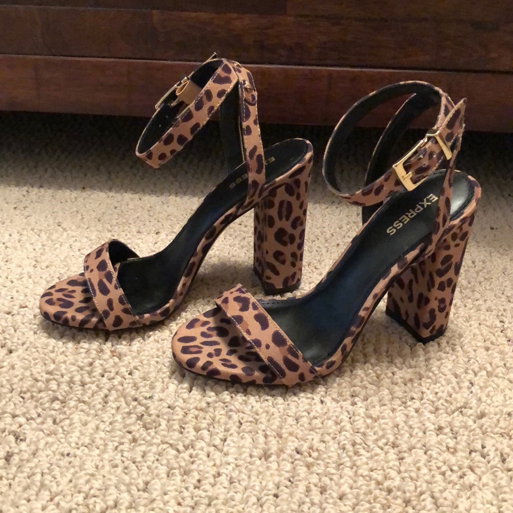 Open toe sandal